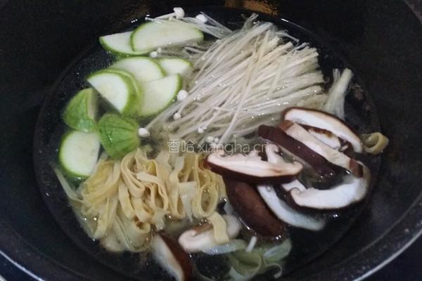 排骨蔬菜汤的做法图解2