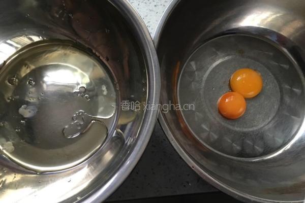 纸杯戚风蛋糕的做法图解3