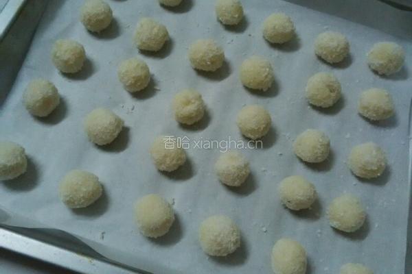 蛋白椰丝球的做法图解8