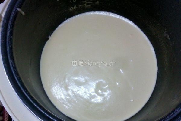 电饭锅版蛋糕的做法图解8