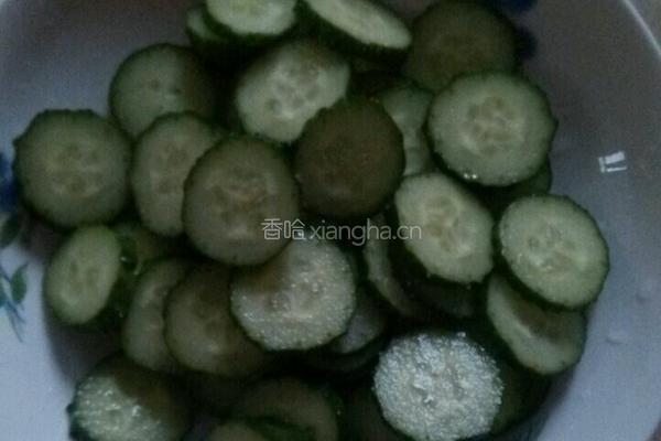 素炒青瓜的做法图解4