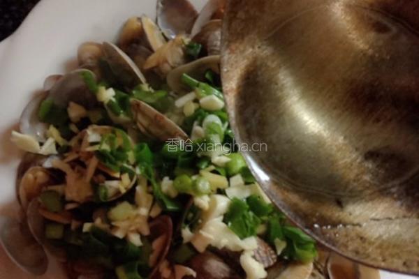 葱油花蛤的做法图解6