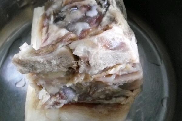 腌肉唔笋的做法图解1