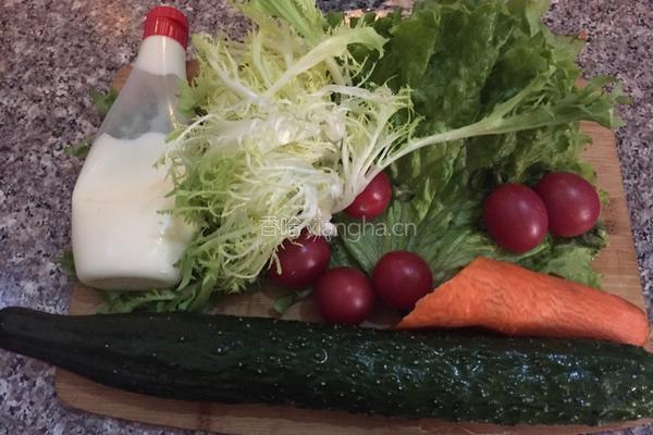 蔬菜沙拉的做法图解1