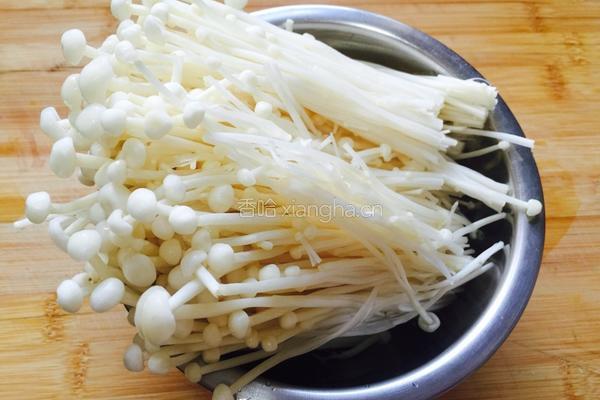 焗金针菇的做法图解1