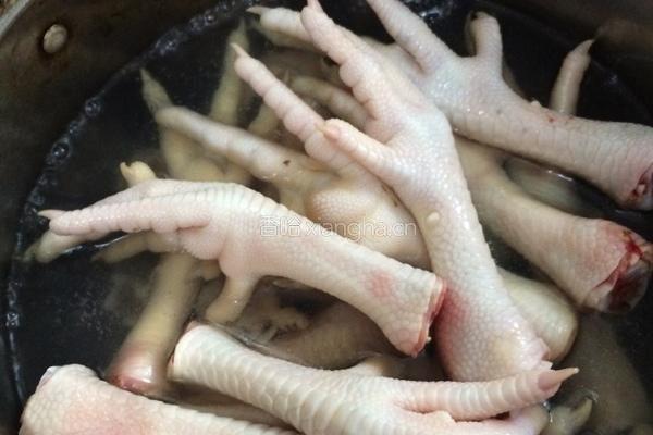 椰子鸡爪汤的做法图解6