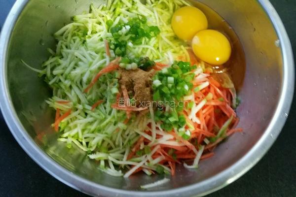 香煎茭瓜土豆饼的做法图解3