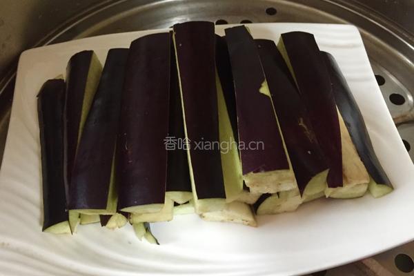 蒜泥茄条的做法图解2