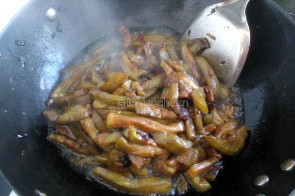 茄子炒西红柿的做法图解5