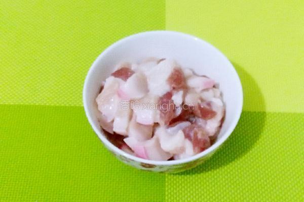蘑菇炒肉的做法图解1