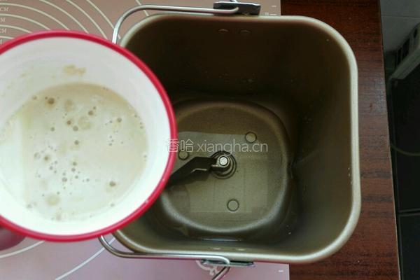 麦麸排面包的做法图解3