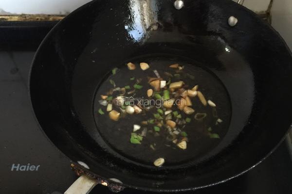 地三鲜（同油焖尖椒一个做法）的做法图解5