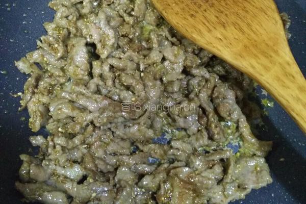 孜然牛肉的做法图解3