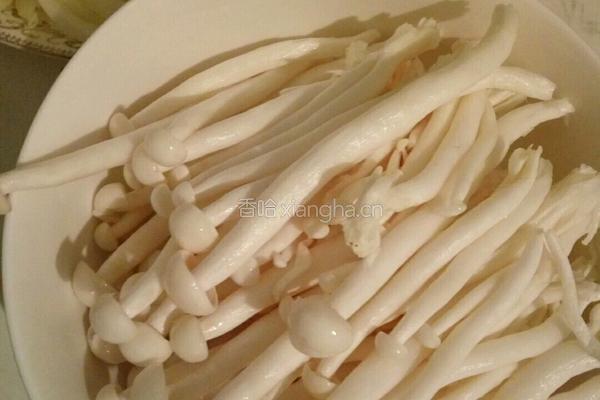 遇见海鲜菇的做法图解1