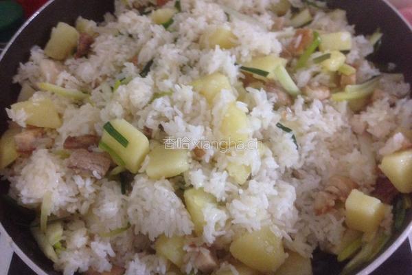 土豆焖饭的做法图解13