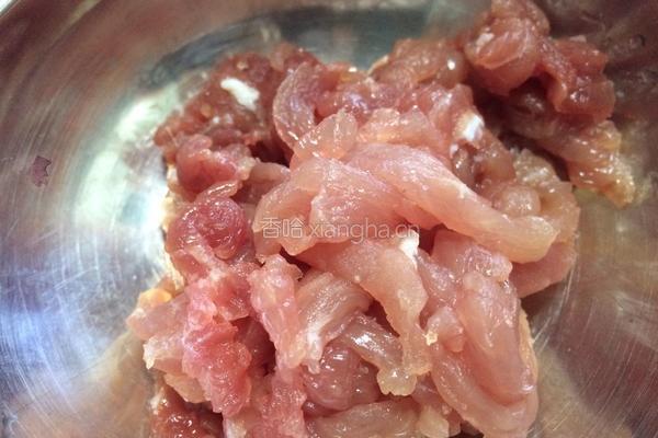 韭菜炒肉的做法图解4