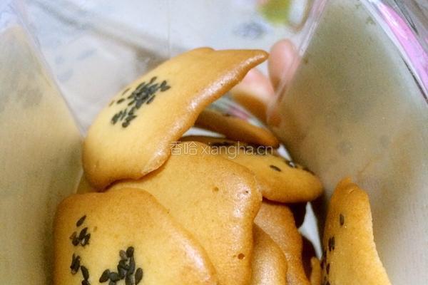 蛋白芝麻脆饼的做法图解9