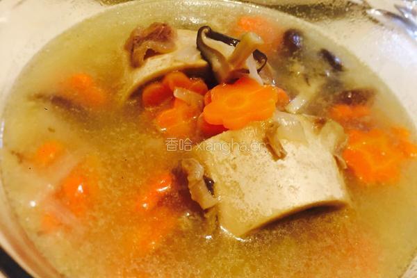 牛骨汤的做法图解4