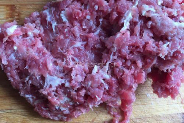 腊肉香菇豆腐饺子的做法图解6