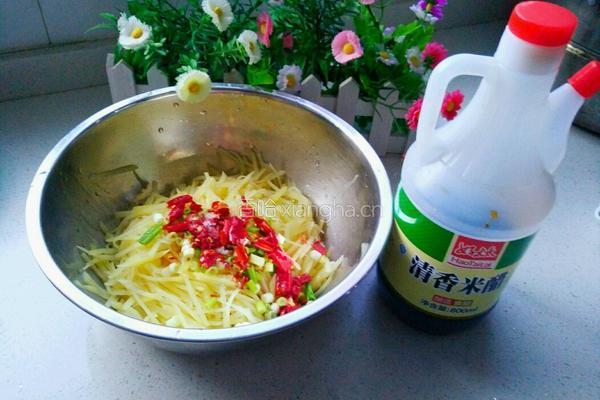 炝土豆丝的做法图解9