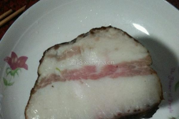 腊肉炒萝卜干的做法图解1