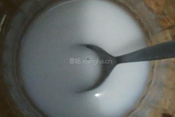 香菇豆腐汤的做法图解2