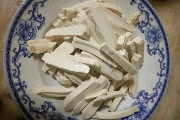 香干肉丝的做法图解1