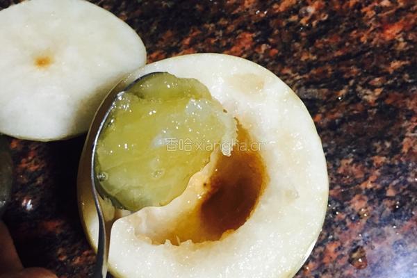 雪梨炖蜜糖的做法图解4