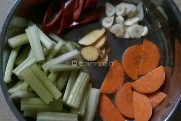 芹菜焖猪肝的做法图解2