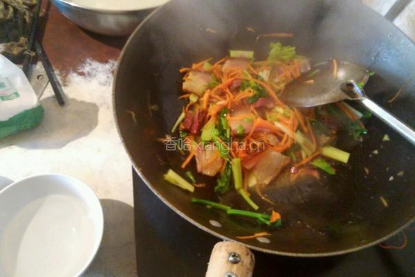 腊肉小炒的做法图解3