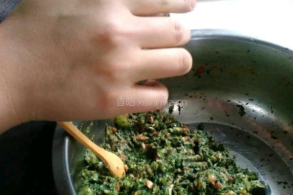 猪肉小白菜水饺的做法图解8