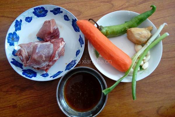 溜肉段的做法图解1