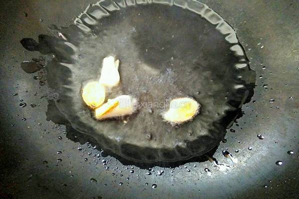 油爆河虾的做法图解3