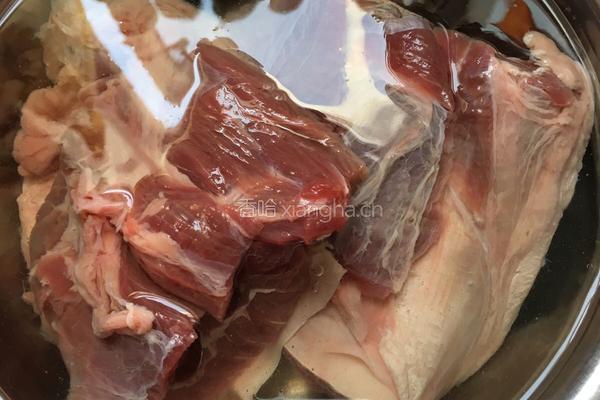牛肉汤面的做法图解2