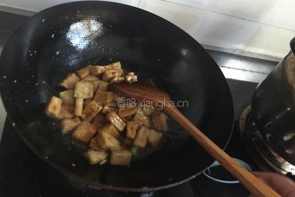 酱烧豆腐的做法图解5