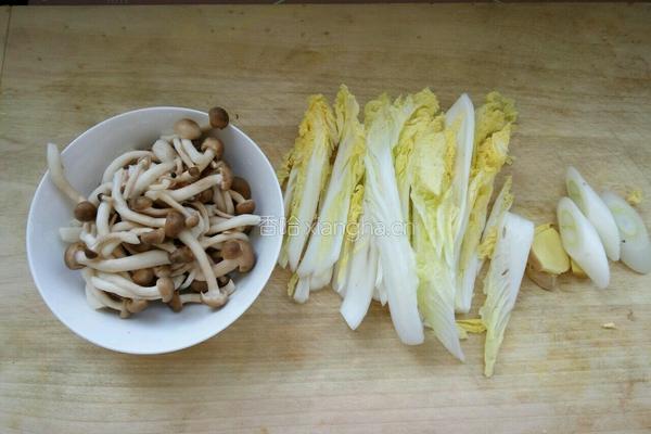 靓汤蟹味菇的做法图解2