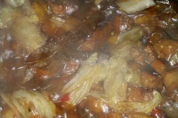 红烧肉炖粉条白菜的做法图解11