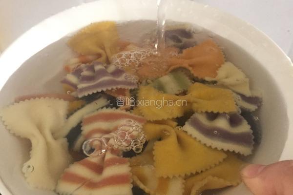意大利蝴蝶面的做法图解4