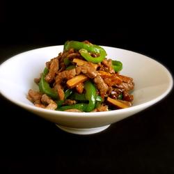 青椒牛肉炒豆干的做法[图]