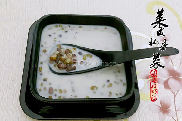 牛奶绿豆糖水