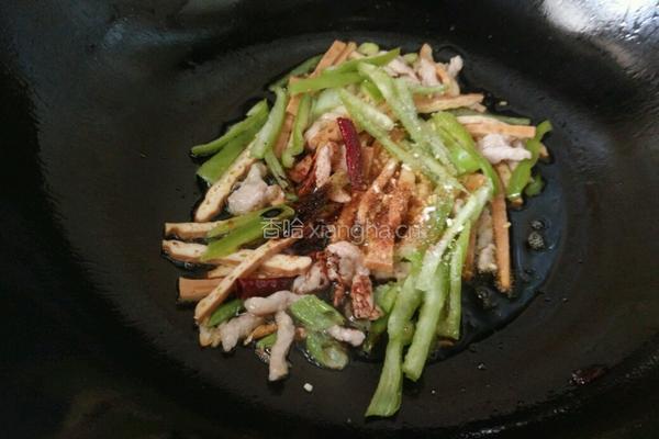 香干青椒肉丝拌面的做法图解8