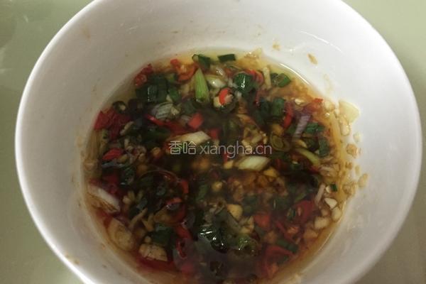 凉拌皮蛋的做法图解2