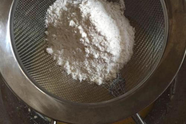 戚风蛋糕—八寸的做法图解4