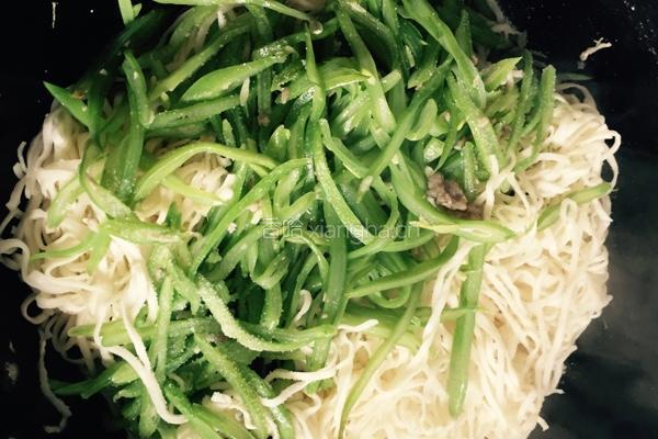家常豆角焖面的做法图解19