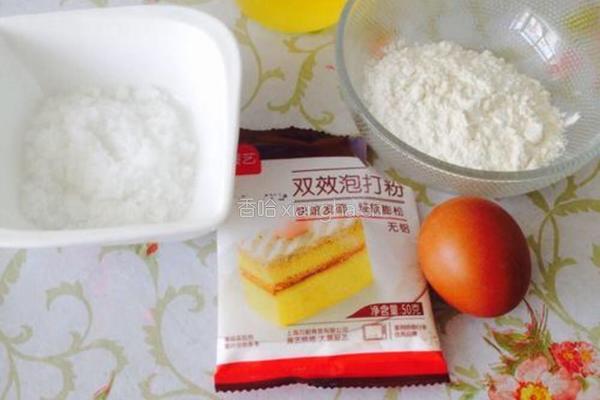 老式鸡蛋糕的做法图解1