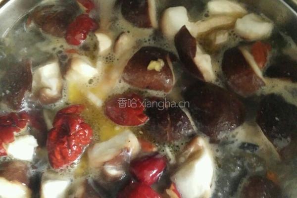 补气血乌鸡汤的做法图解8