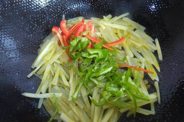 土豆炒鸡腿菇的做法图解5