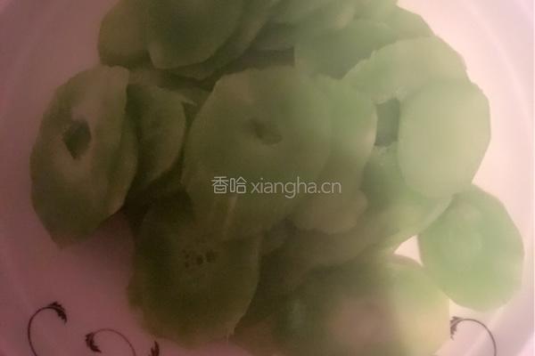 清炒莴笋的做法图解3