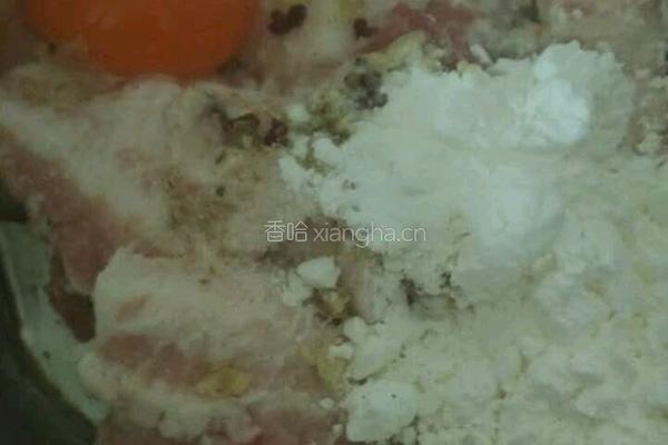 炸酥肉的做法图解2