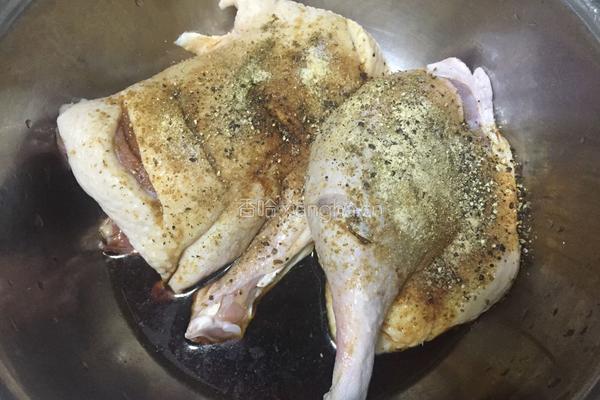 香酥蜜制鸭腿的做法图解2